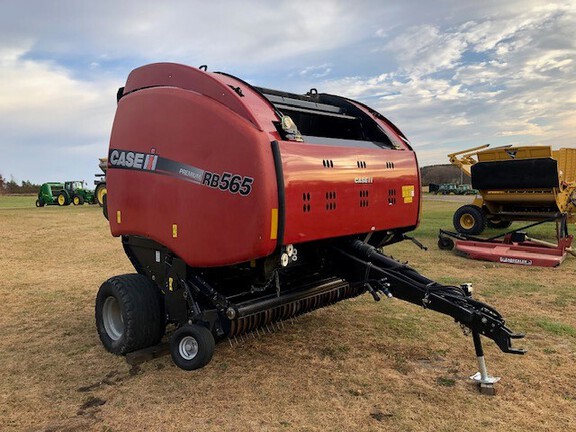 2017 Case IH RB565 Baler/Round