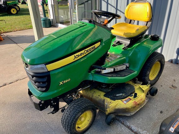 2008 John Deere X320 Garden Tractor