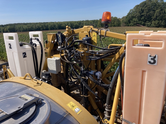 2019 RoGator RG1100C Sprayer/High Clearance