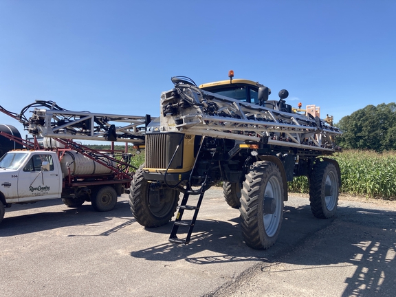 2019 RoGator RG1100C Sprayer/High Clearance