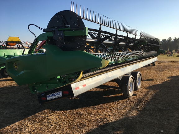 2023 John Deere RD40F Header Combine