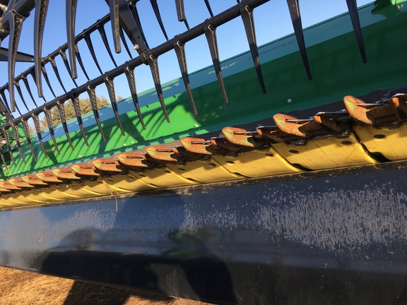 2023 John Deere RD40F Header Combine