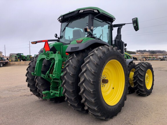 2023 John Deere 8R 370 Tractor