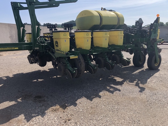 2013 John Deere 1770NT Planter