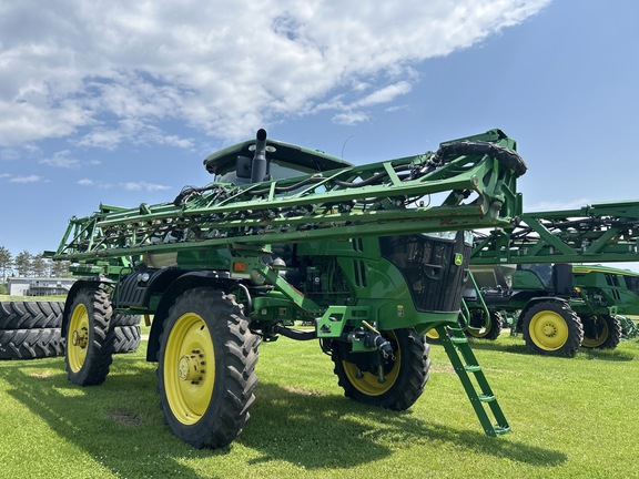 2014 John Deere R4038 Sprayer/High Clearance