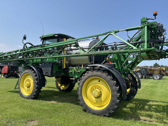 2014 John Deere R4038 Sprayer/High Clearance