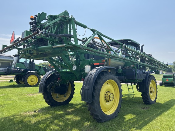 2014 John Deere R4038 Sprayer/High Clearance