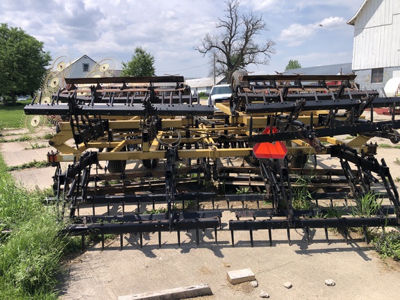 1990 Landoll 875-25 Field Finisher