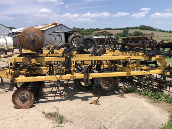 1990 Landoll 875-25 Field Finisher