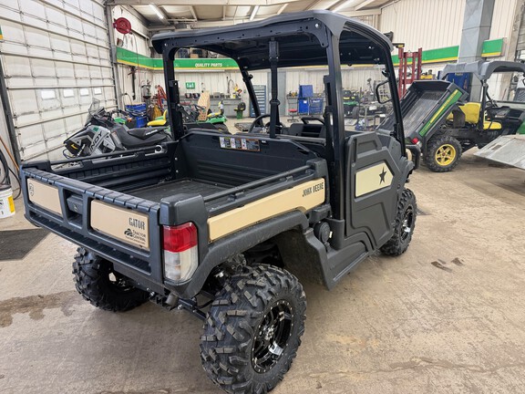 2023 John Deere XUV 835M ATV