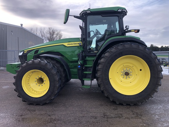 2023 John Deere 8R 370 Tractor