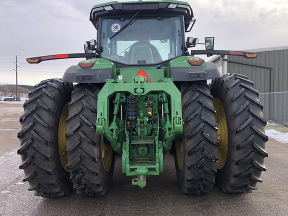 2023 John Deere 8R 370 Tractor