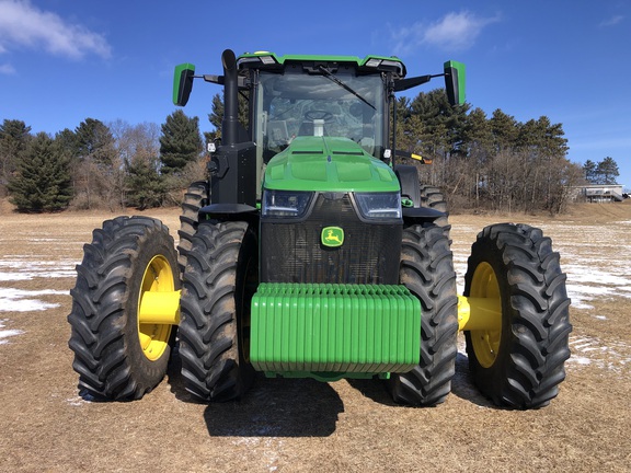 2023 John Deere 8R 340 Tractor