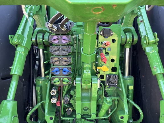2023 John Deere 8RX 410 Tractor Rubber Track