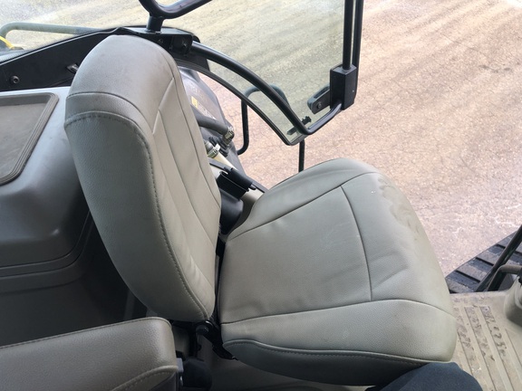 2023 John Deere 8RX 410 Tractor Rubber Track