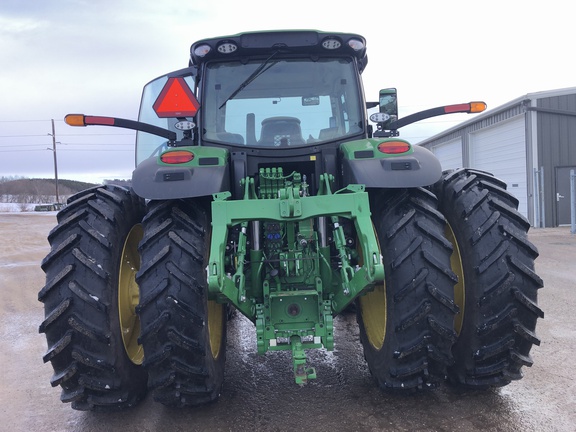 2022 John Deere 6R 175 Tractor