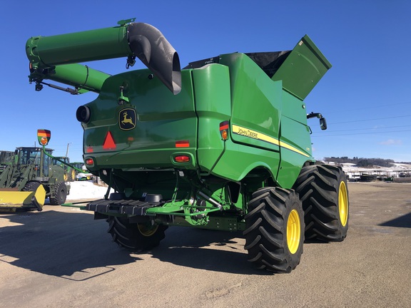 2024 John Deere S770 Combine