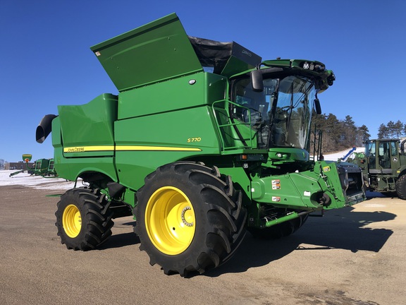 2024 John Deere S770 Combine