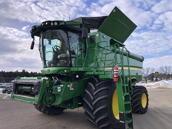 2024 John Deere S770 Combine