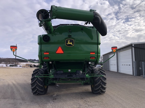 2024 John Deere S770 Combine