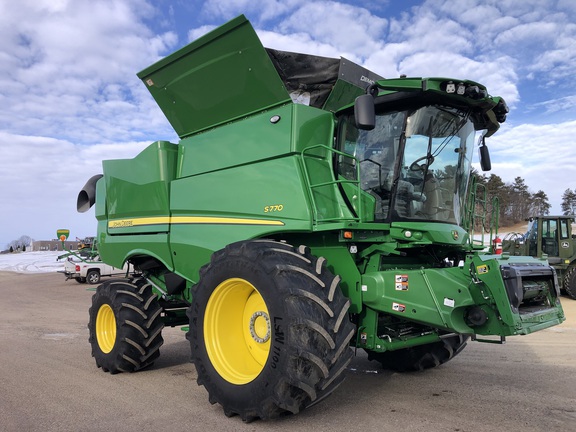 2024 John Deere S770 Combine