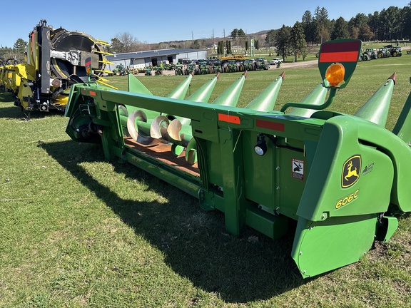 2013 John Deere 606C Header Corn Head