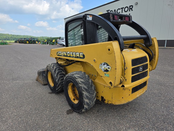 2000 John Deere 260 Skid Steer Loader