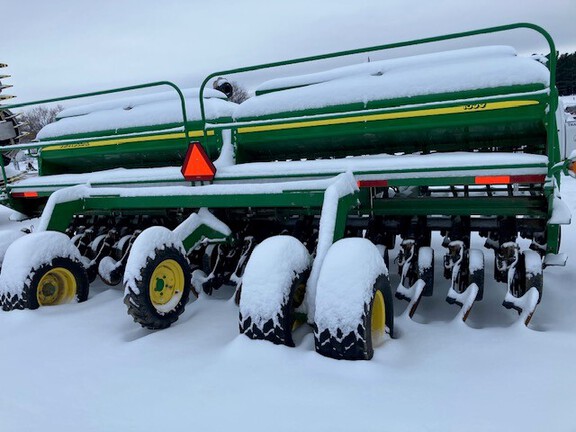 2011 John Deere 1590 Drill