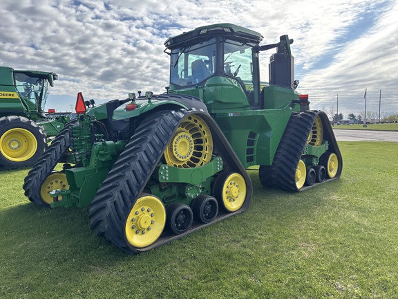 2023 John Deere 9RX 590 Tractor Rubber Track