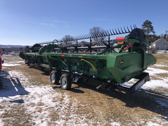 2024 John Deere RD40F Header Combine