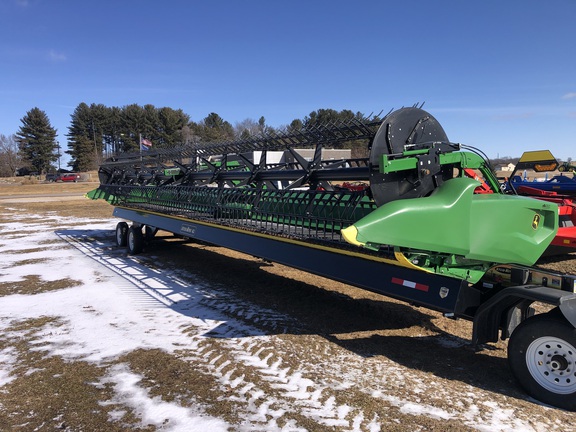 2024 John Deere RD40F Header Combine