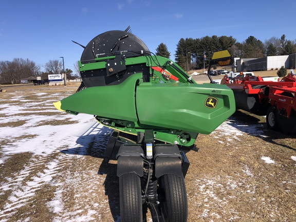 2024 John Deere RD40F Header Combine