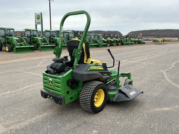 2022 John Deere Z950R Mower/Zero Turn