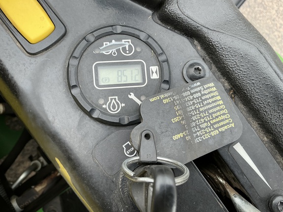 2022 John Deere Z950R Mower/Zero Turn