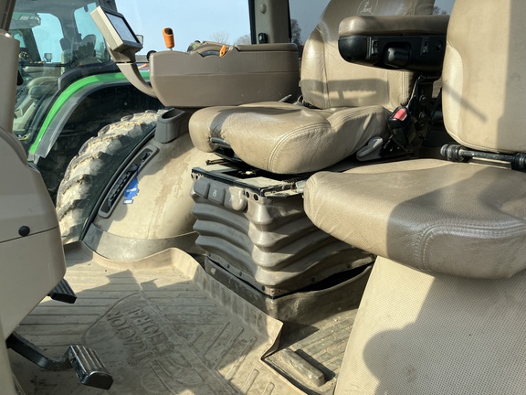 2014 John Deere 8285R Tractor