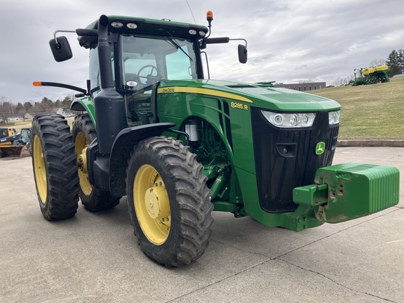2014 John Deere 8285R Tractor