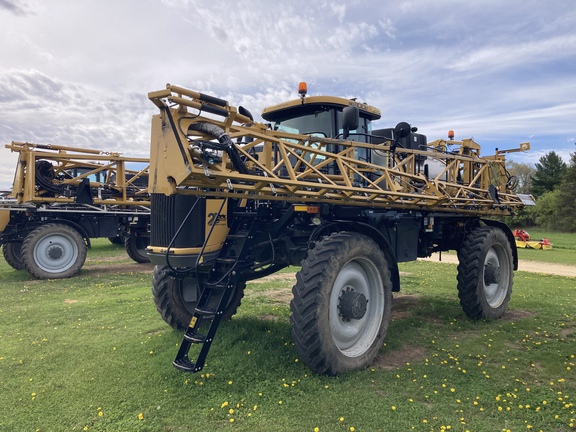 2018 RoGator RG1100C Sprayer/High Clearance
