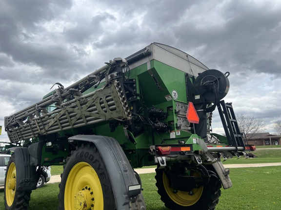 2022 John Deere 600R Sprayer/High Clearance