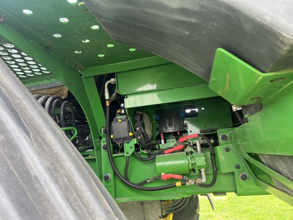 2022 John Deere 600R Sprayer/High Clearance