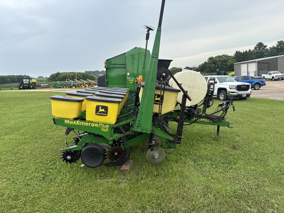 1997 John Deere 1750 Planter