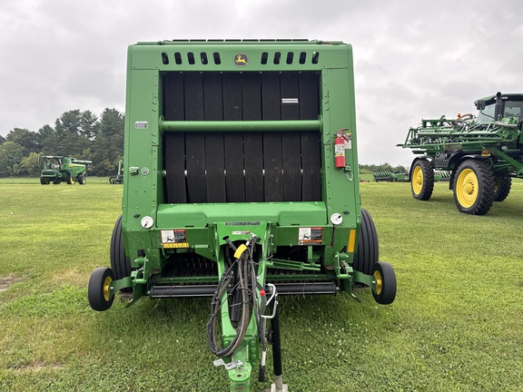 2023 John Deere 560M Baler/Round
