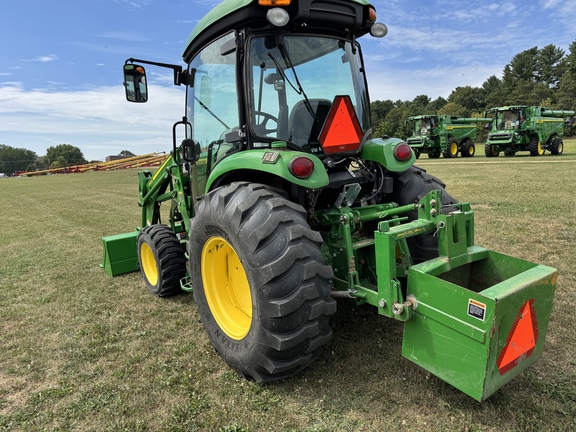 2016 John Deere 4066R Tractor Compact