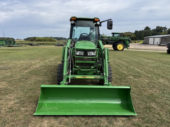 2016 John Deere 4066R Tractor Compact