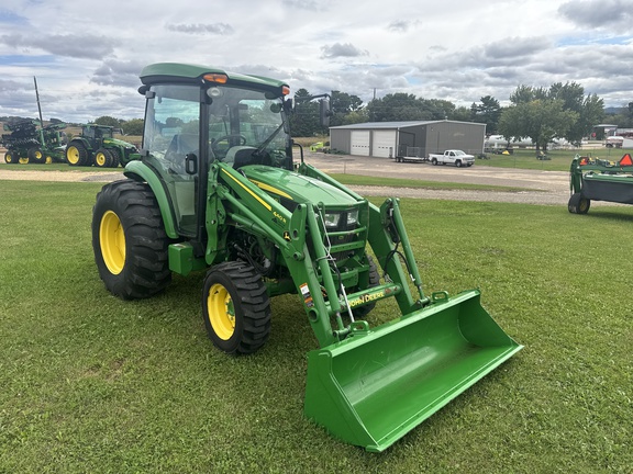 2016 John Deere 4066R Tractor Compact