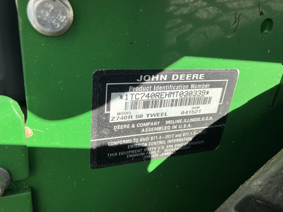 2021 John Deere Z740R Mower/Zero Turn