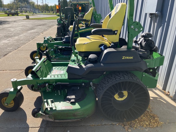 2021 John Deere Z740R Mower/Zero Turn
