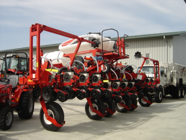 2014 AGCO 9812 Planter/Row