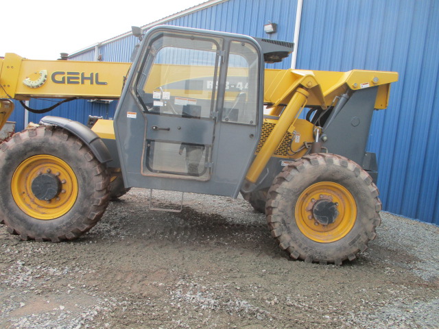 2012 Gehl RS844 TeleHandler