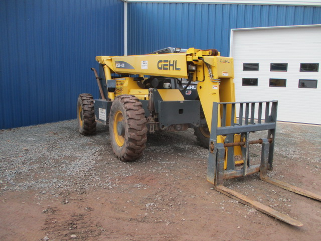 2012 Gehl RS844 TeleHandler