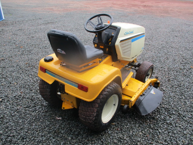 1994 Cub Cadet 1864 Lawn Tractor